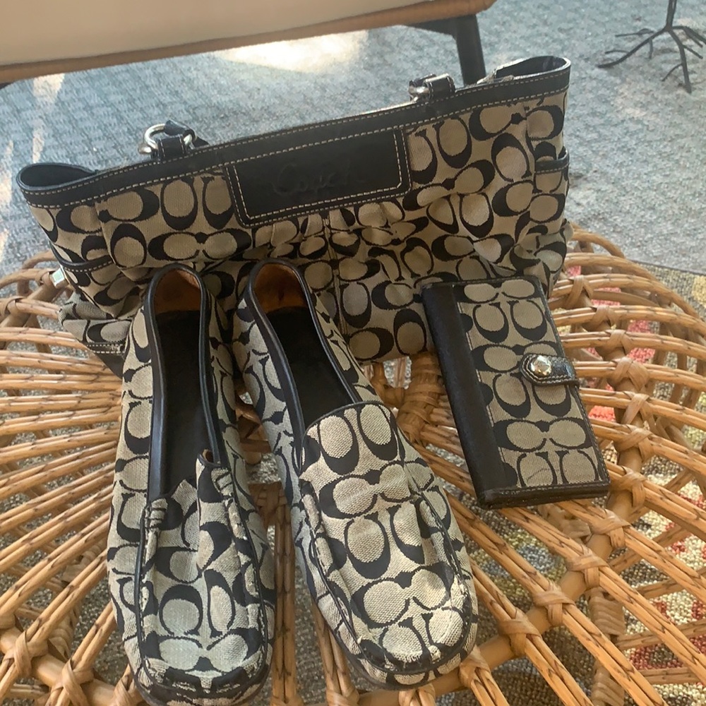 Coach 3pc matching set!